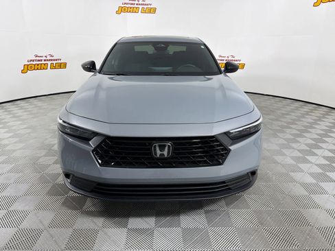 Used 2025 Honda Accord Sport image 9