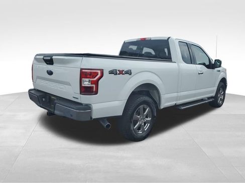 Used 2018 Ford F150 XLT w/ Equipment Group 302A Luxury AWD/4WD image 4