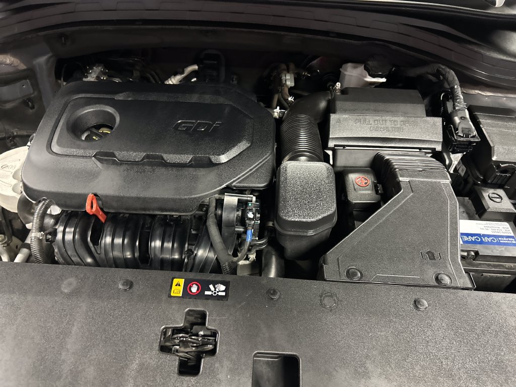 Used 2020 Hyundai Santa Fe Limited w/ Cargo Package FWD image 25