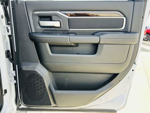 New 2025 RAM 3500 Big Horn AWD/4WD image 28