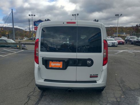 Used 2017 RAM ProMaster City Tradesman SLT w/ Rear Back-up Camera Group FWD image 5