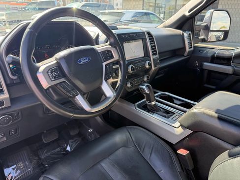 Used 2019 Ford F150 Platinum w/ Equipment Group 701A Luxury image 15