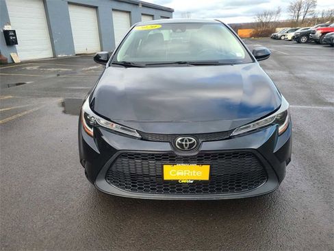 Used 2020 Toyota Corolla LE image 3