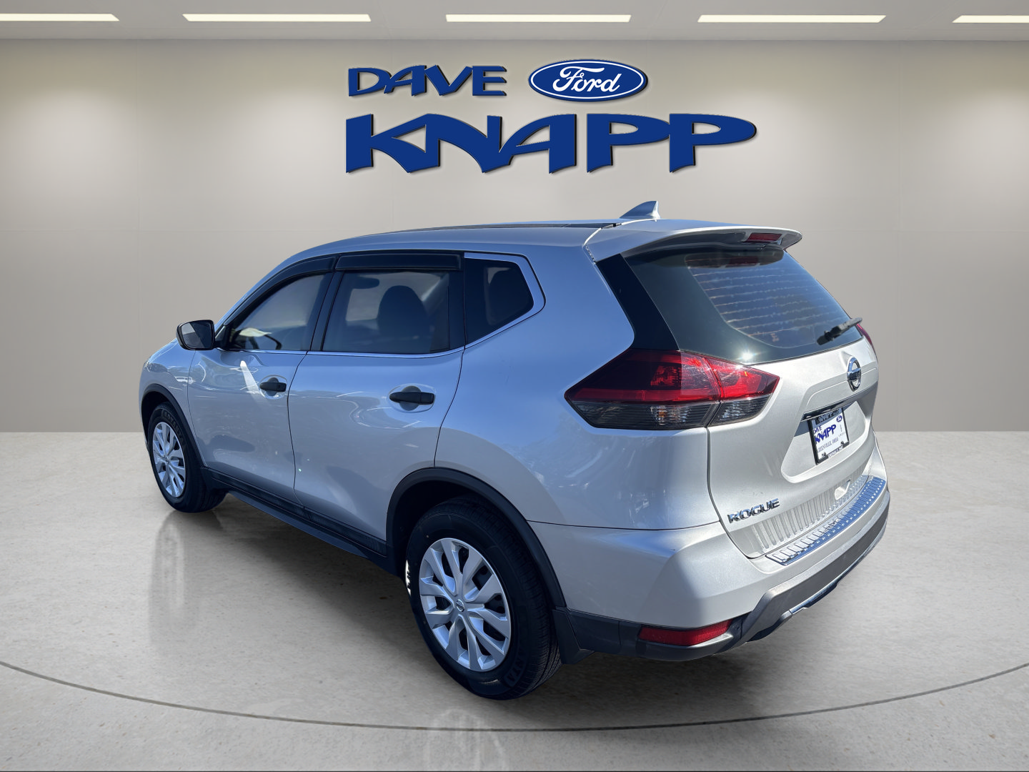 Used 2018 Nissan Rogue S FWD image 5