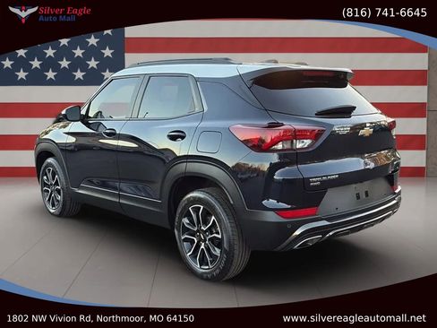 Used 2021 Chevrolet TrailBlazer ACTIV w/ Technology Package image 3