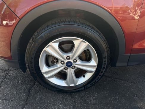 Used 2016 Ford Escape SE AWD/4WD image 29