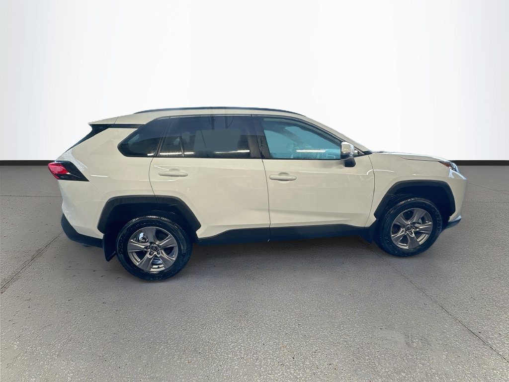 Used 2025 Toyota RAV4 XLE w/ Convenience Package FWD image 8