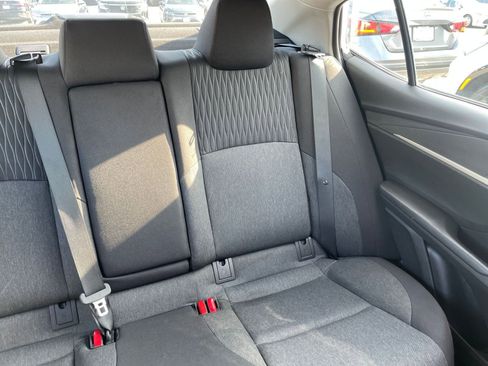 Used 2025 Toyota Camry LE image 36