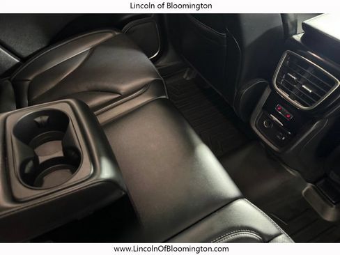 Used 2022 Lincoln Nautilus Reserve AWD/4WD image 15