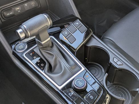 Used 2025 Kia Sportage X-Line image 15