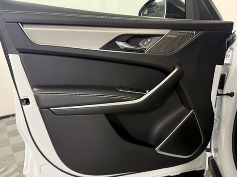 New 2026 Jaguar F-PACE R-Dynamic S image 28