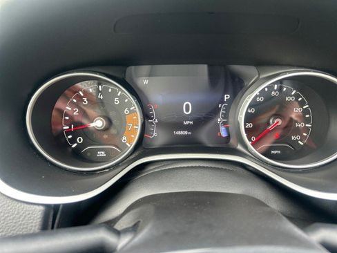 Used 2017 Jeep Compass Limited w/ Navigation Group AWD/4WD image 13