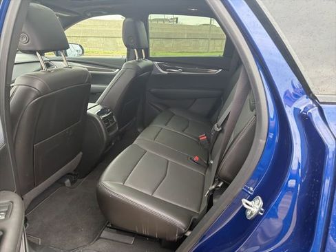 Used 2024 Cadillac XT5 Sportv w/ Technology Package image 7