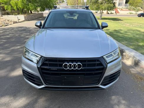 Used 2019 Audi Q5 2.0T Premium Plus w/ Premium Plus Package AWD/4WD image 8