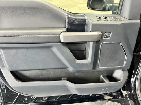 Used 2022 Ford F350 Platinum w/ FX4 Off-Road Package AWD/4WD image 24