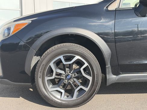 Used 2016 Subaru Crosstrek 2.0i Premium AWD/4WD image 10