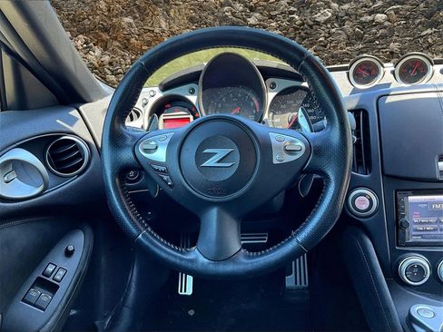 Used 2014 Nissan 370Z Touring w/ Sport Package image 5