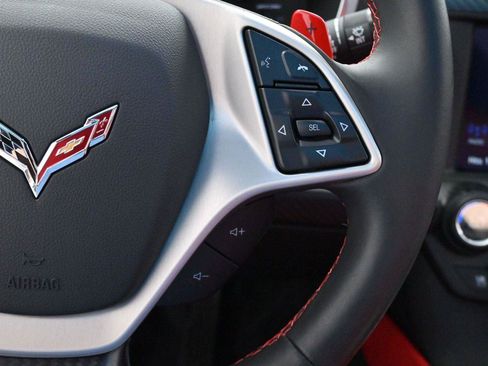 Used 2019 Chevrolet Corvette Z06 RWD image 18