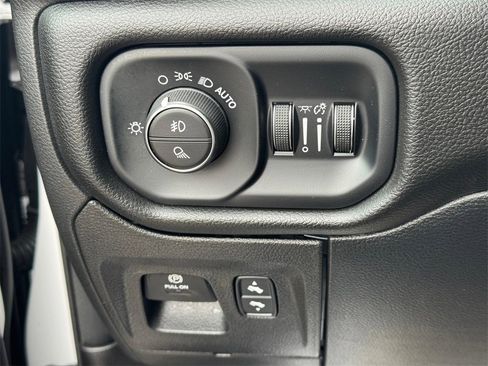 Used 2025 RAM 1500 Big Horn image 17