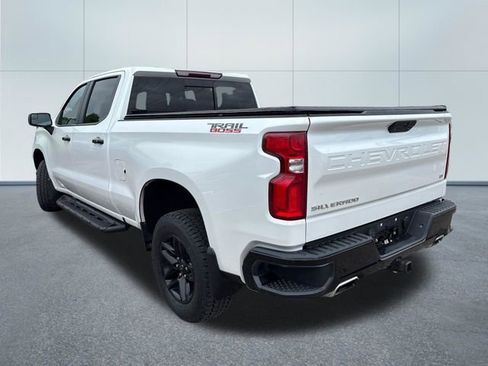 Used 2019 Chevrolet Silverado 1500 LT Trail Boss AWD/4WD image 2