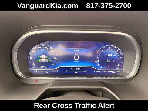 Used 2023 Chevrolet Suburban Premier image 17