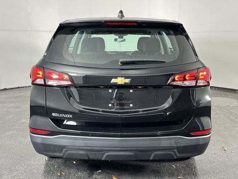 Used 2022 Chevrolet Equinox LS image 10