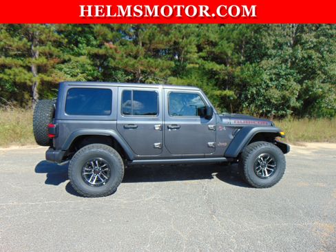 New 2026 Jeep Wrangler Unlimited Rubicon w/ Safety Group image 10