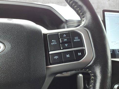 Used 2024 Ford Expedition XLT AWD/4WD image 25