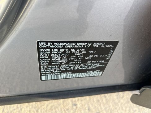 Used 2023 Volkswagen Atlas SEL R-Line image 34