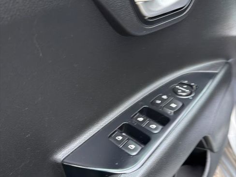 Used 2021 Kia Rio S image 19