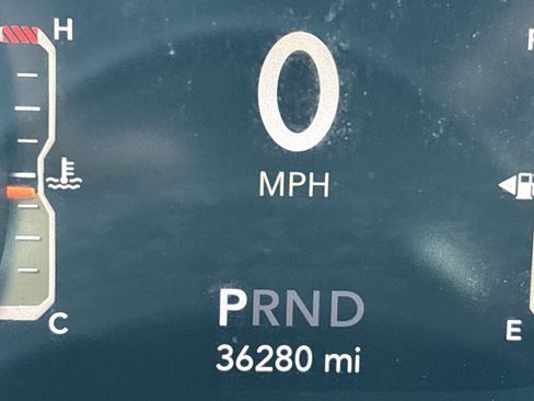 Certified 2021 Jeep Wrangler Unlimited Rubicon w/ Xtreme Recon 35" Tire Package image 26