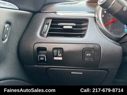 Used 2017 Chevrolet Impala LT image 57
