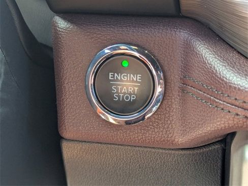 Used 2023 Ford Expedition Max Limited image 32