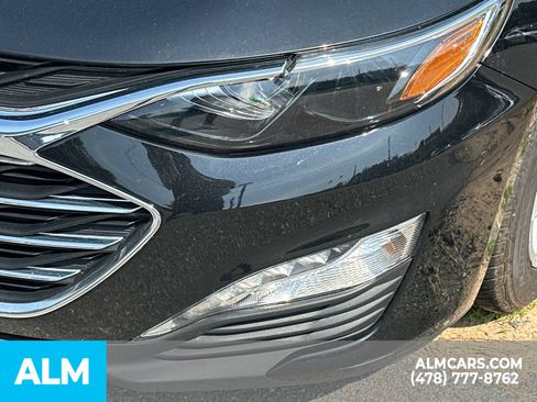 Used 2025 Chevrolet Malibu LT FWD image 6