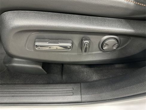 Used 2025 Honda CR-V Sport-L image 16