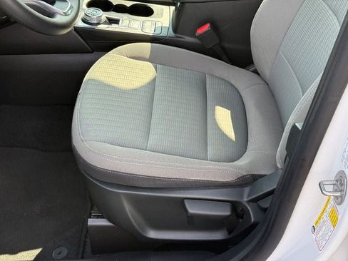 Used 2022 Ford Escape S AWD/4WD image 16