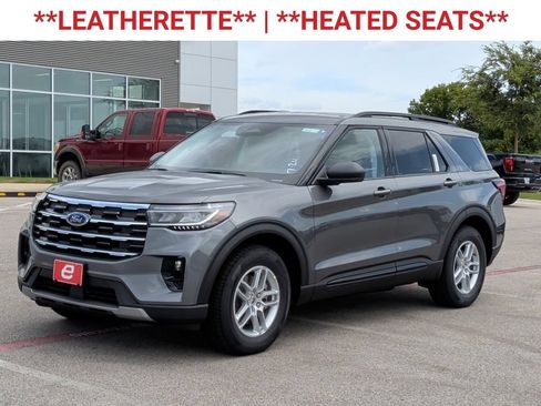 New 2026 Ford Explorer Active w/ Active Comfort Package RWD image 3