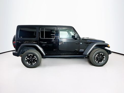 Used 2024 Jeep Wrangler Unlimited Rubicon 4xe AWD/4WD image 10
