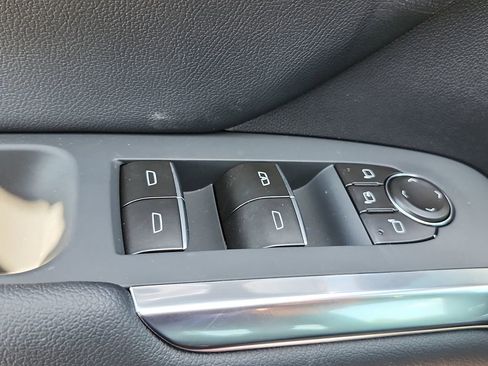 New 2026 Chevrolet Traverse High Country FWD image 18