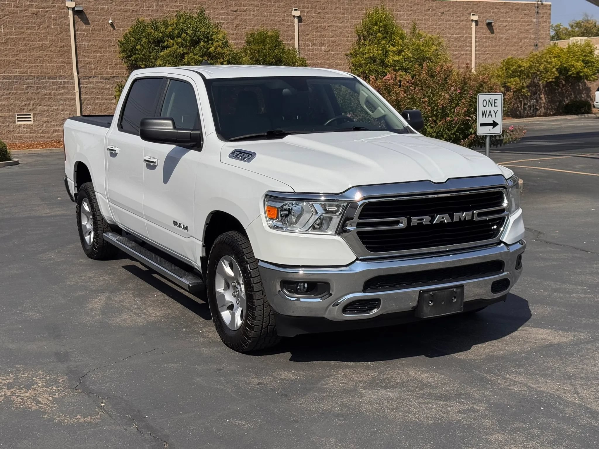 Used 2020 RAM 1500 Big Horn AWD/4WD image 8