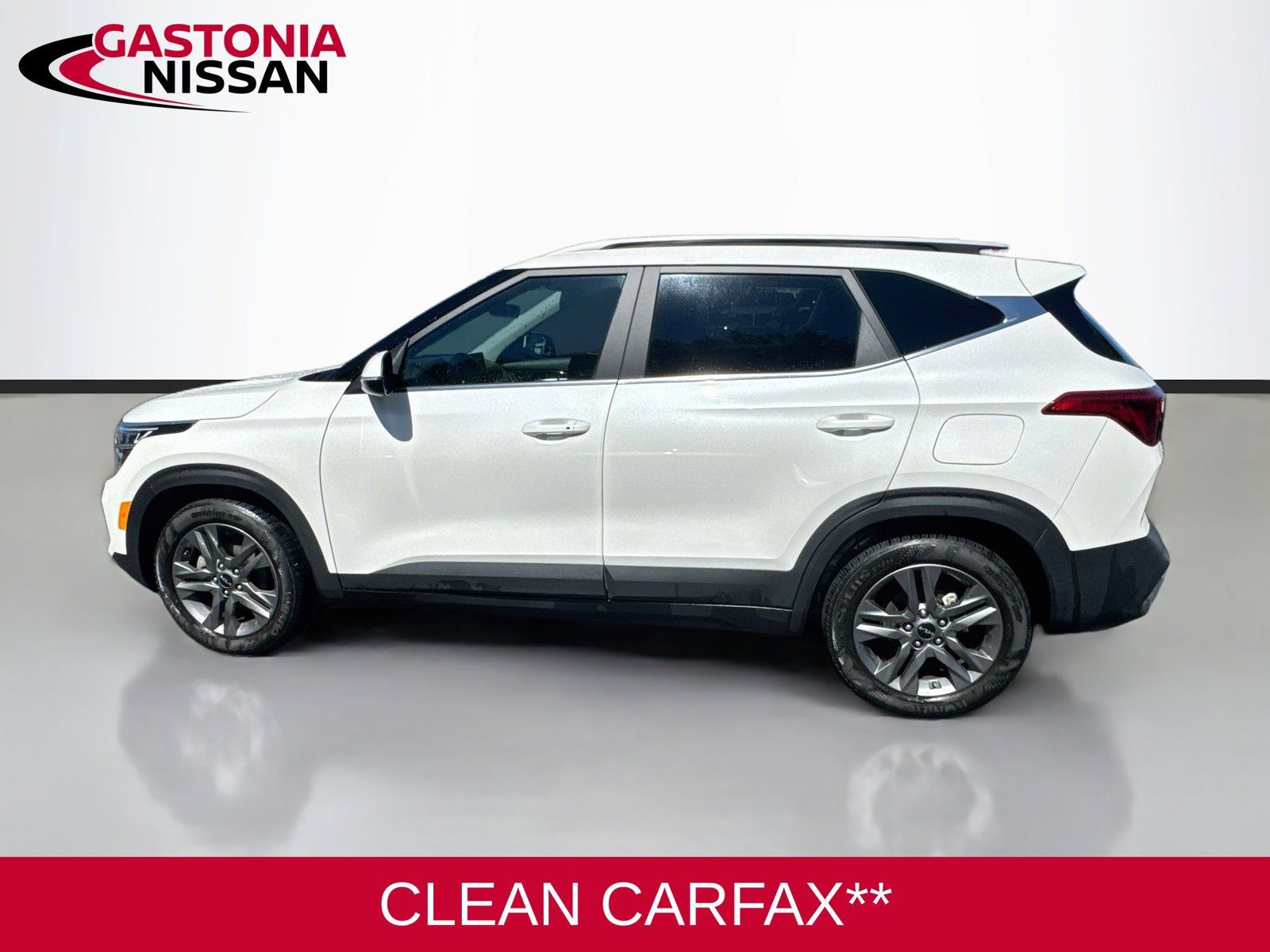 Used 2023 Kia Seltos S FWD image 5