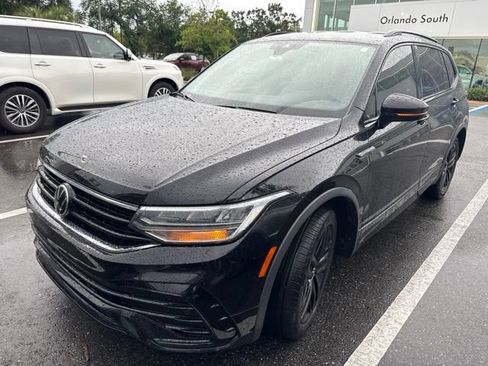 Used 2022 Volkswagen Tiguan SE R-Line FWD image 3