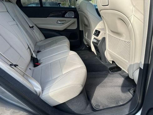 Used 2020 Mercedes-Benz GLE 350 4MATIC image 35