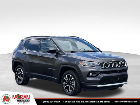 Used 2024 Jeep Compass Limited AWD/4WD image 7
