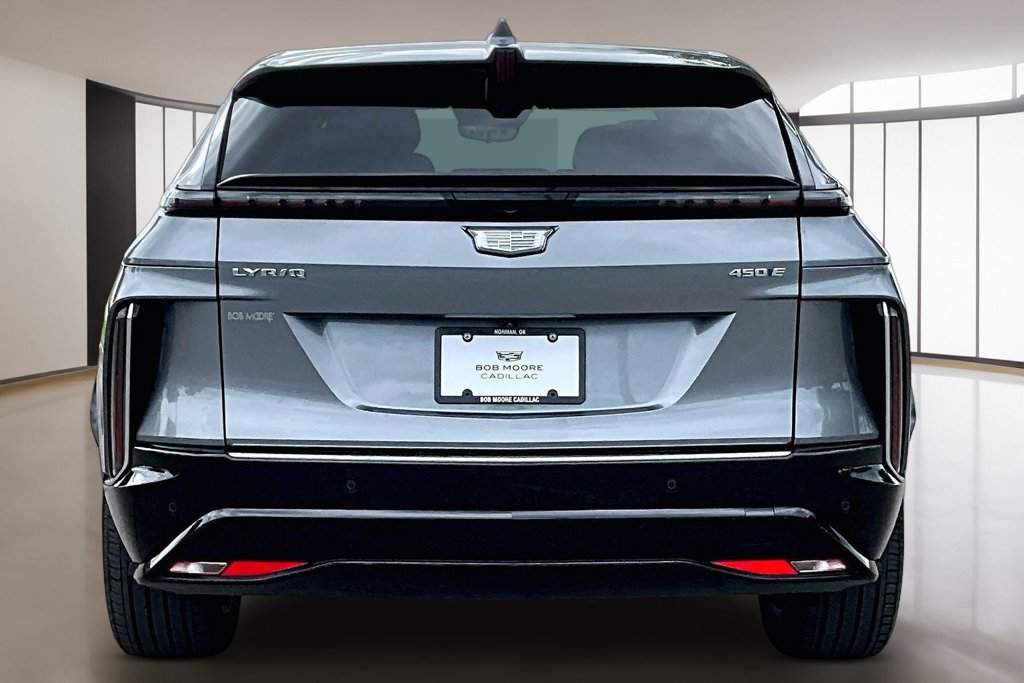 Used 2023 Cadillac Lyriq 2WD image 4