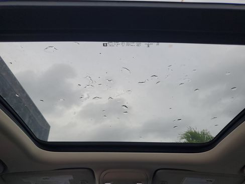 Used 2023 Buick Envision Essence w/ Sport Touring Package image 16