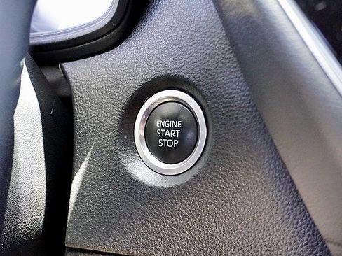 Used 2023 Toyota Corolla SE w/ SE Premium Package FWD image 30