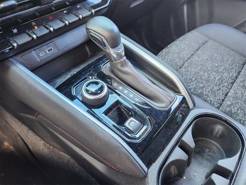 Used 2023 Chevrolet Colorado Z71 w/ Z71 Convenience Package 2 image 22