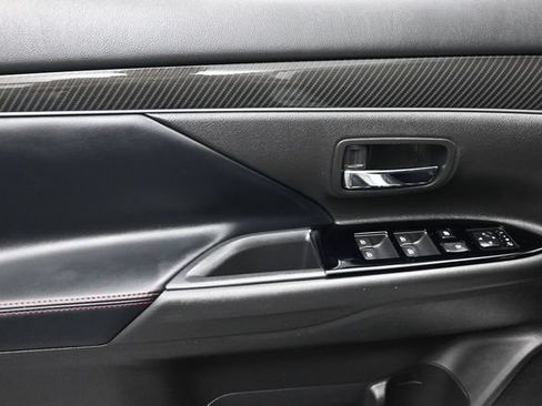 Used 2020 Mitsubishi Outlander LE FWD image 7