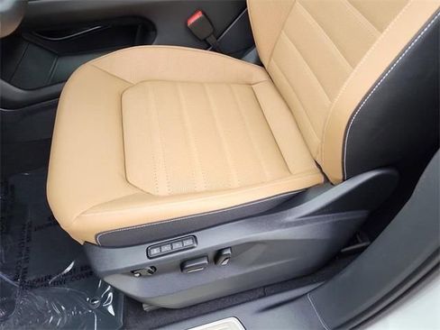 New 2026 Volkswagen Atlas Cross Sport SEL image 15